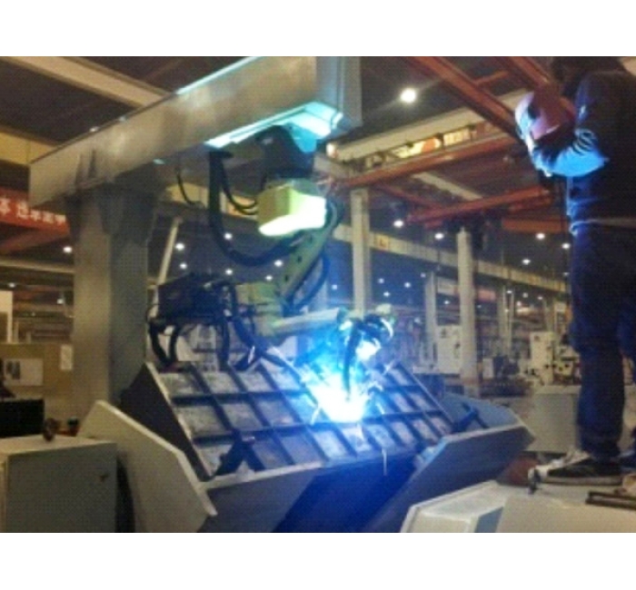 电控箱筋板机器人工作站